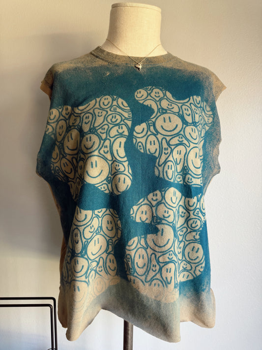 smiley muscle tank (medium)